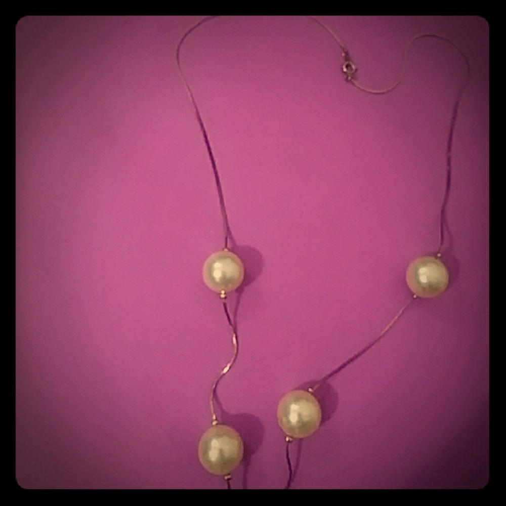 Vintage pearl necklace and Earrings set
